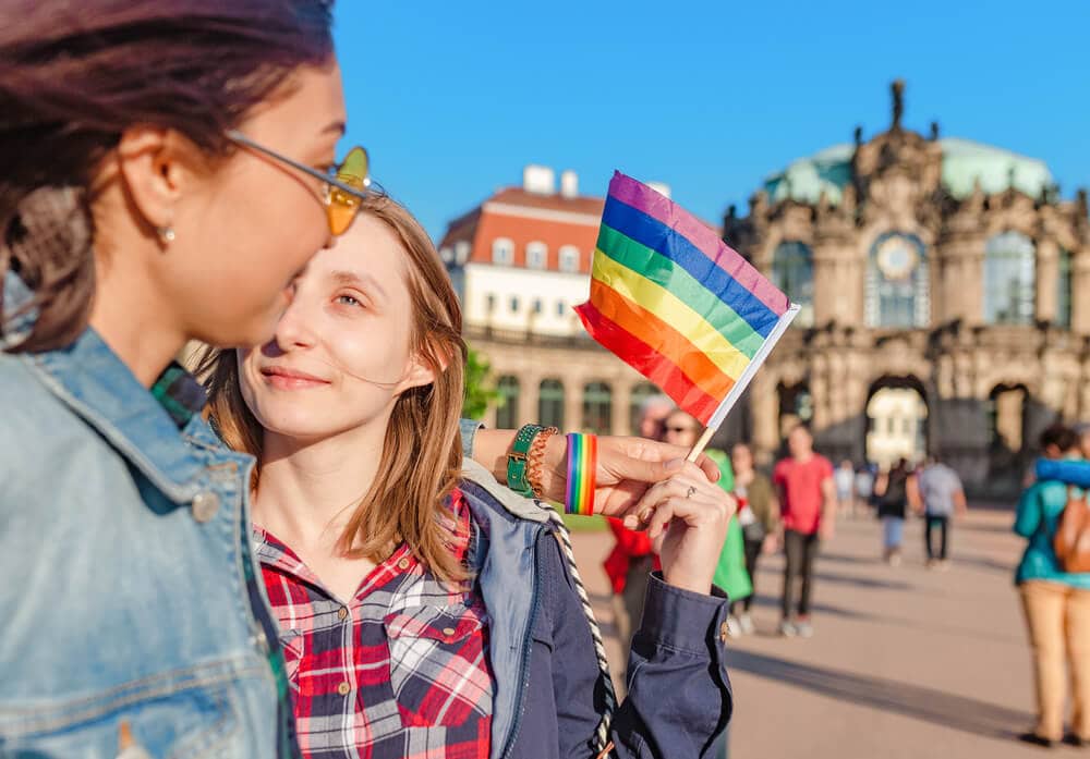 spree-canal-pride-2020-berlin-csd-frauen-gay-hotel-berlin-csd