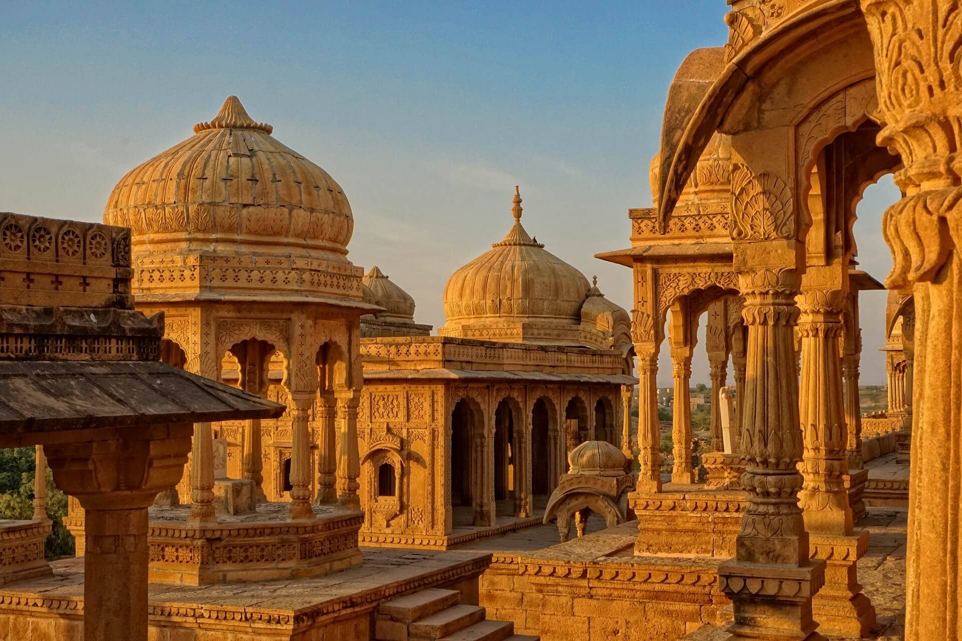 gay-urlaub-rajasthan-Rundreise-individuell-geplant-reisepezialist-fuer-schwules-reisen-indien-Jaisalmer-bada-bagh