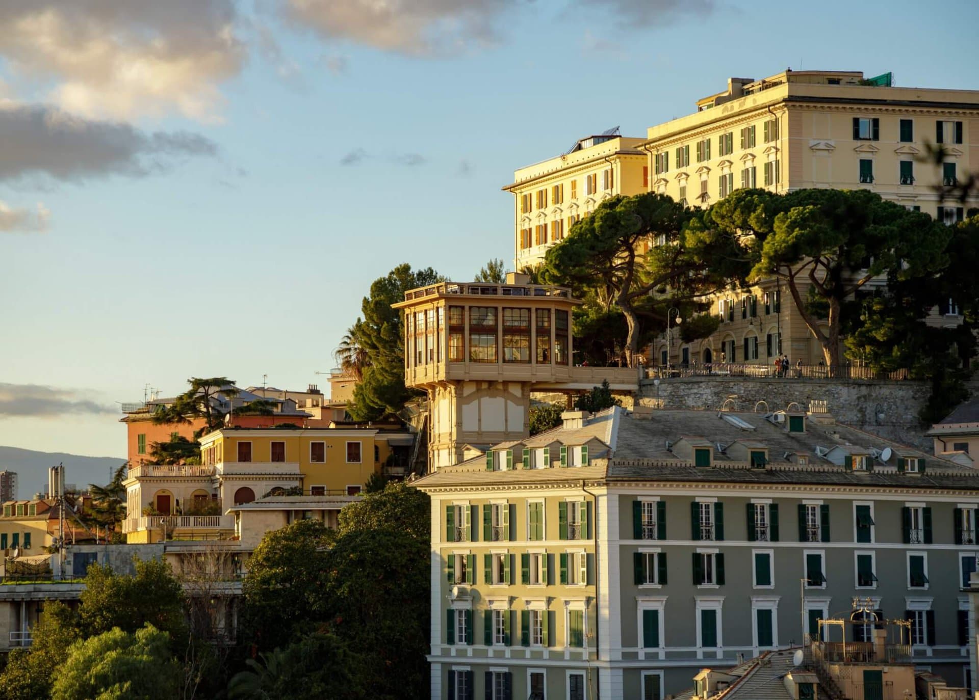 italien-panoramic-point-spianata-castelletto-genua-gay-cruise-kreuzfahrt-explora-journeys