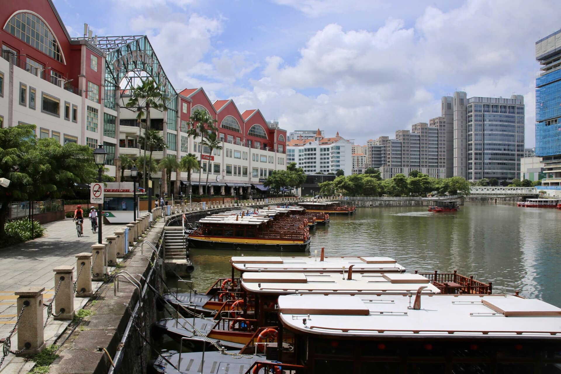 habour-gay-reise-singapur-reiseblog-indonesien-lgbtqia+-urlaub-architektur-modern-skyline